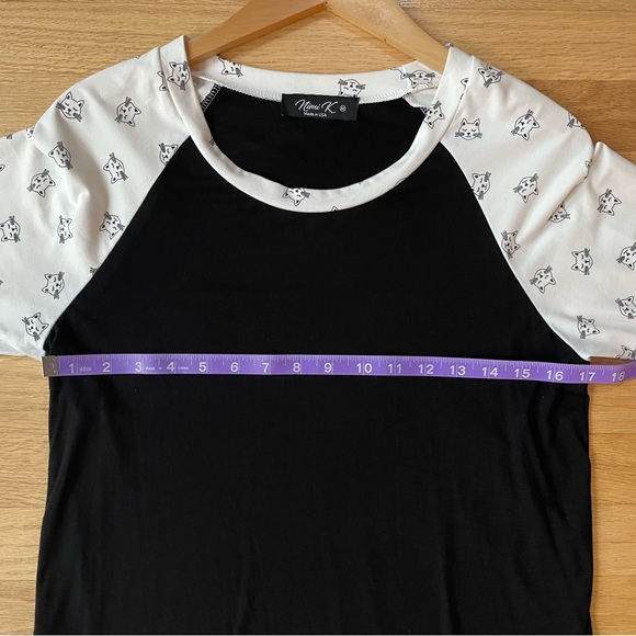 Nimi K Black and White Cat Shirt Size Medium in Excellent Condition - Picture 4 of 6